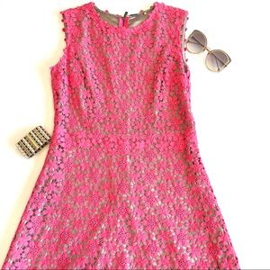 ELIE TAHARI PINK  FLORAL CROCHETED DRESS SIZE 6